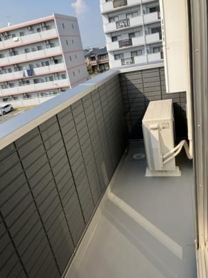 �y���̑��z�@301�@�o���R�j�[