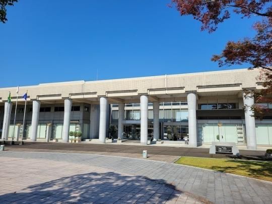 【周辺】　宮崎県立図書館：850m