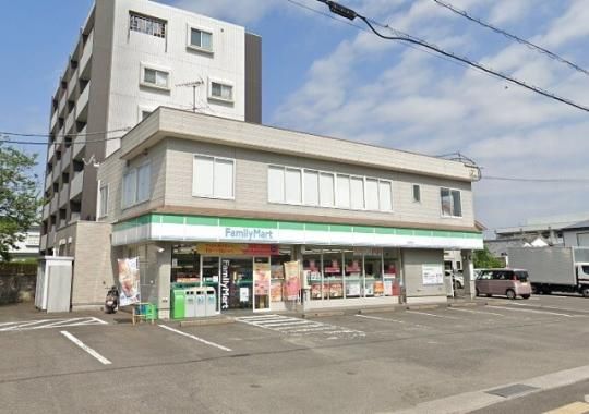 【周辺】　ファミリーマート昭和町店：404m