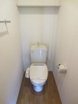 【その他】　�T102　温水洗浄暖房便座トイレ