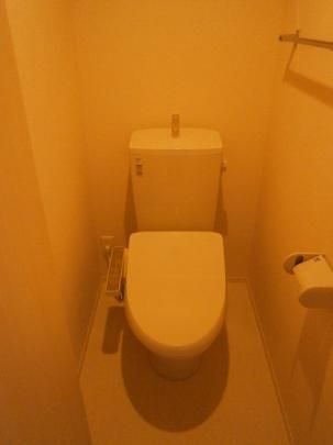 【その他】　Ａ202　温水洗浄暖房便座トイレ
