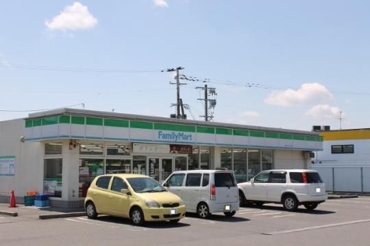 【周辺】　ファミリーマート小松バイパス店：138m