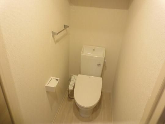【その他】　温水洗浄暖房便座トイレ