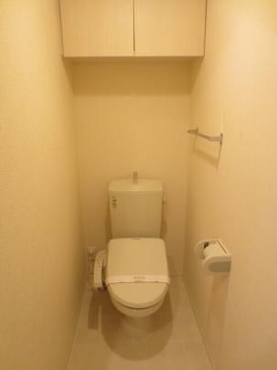 【その他】　Ａ202　温水洗浄暖房便座トイレ